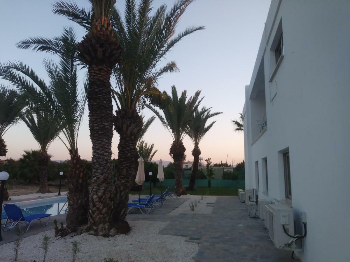 Argaka Palm Tree Apts Apartment Exterior photo